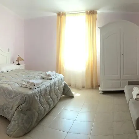 Affittacamere Atlhos 3*