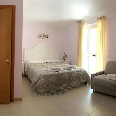 Atlhos Vieste