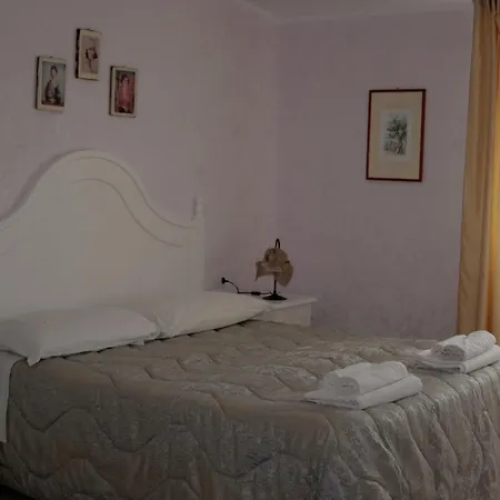 Atlhos 3* Vieste